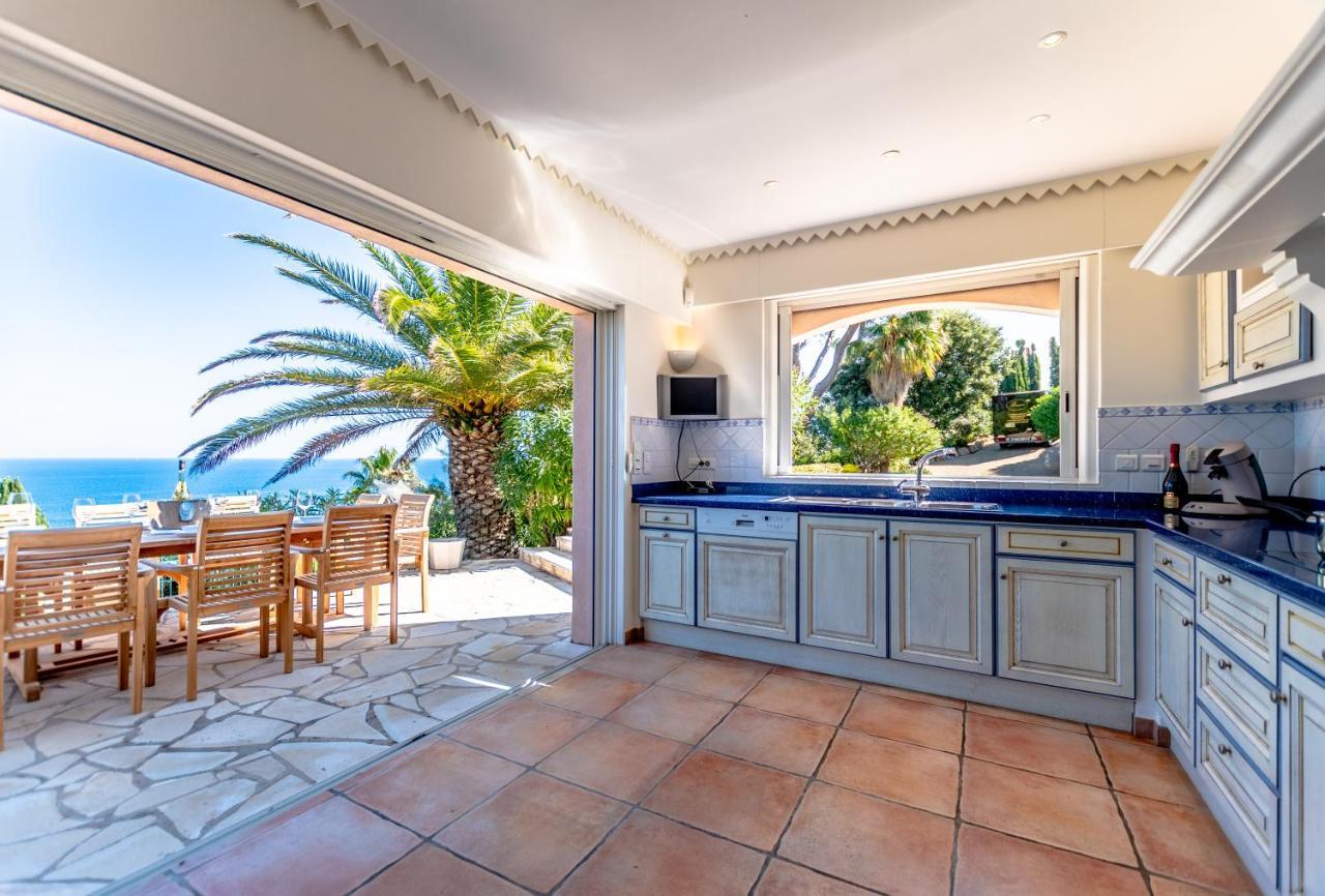 Superbe Villa, Incroyable Vue Mer, Piscine Chauffee, Climatisee Sainte-Maxime Buitenkant foto