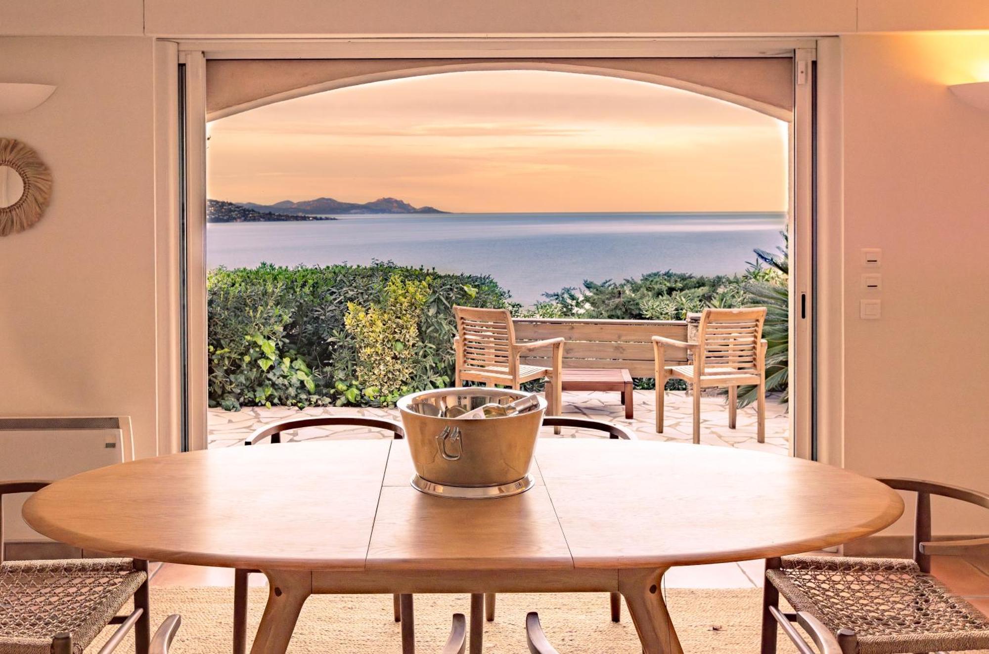 Superbe Villa, Incroyable Vue Mer, Piscine Chauffee, Climatisee Sainte-Maxime Buitenkant foto