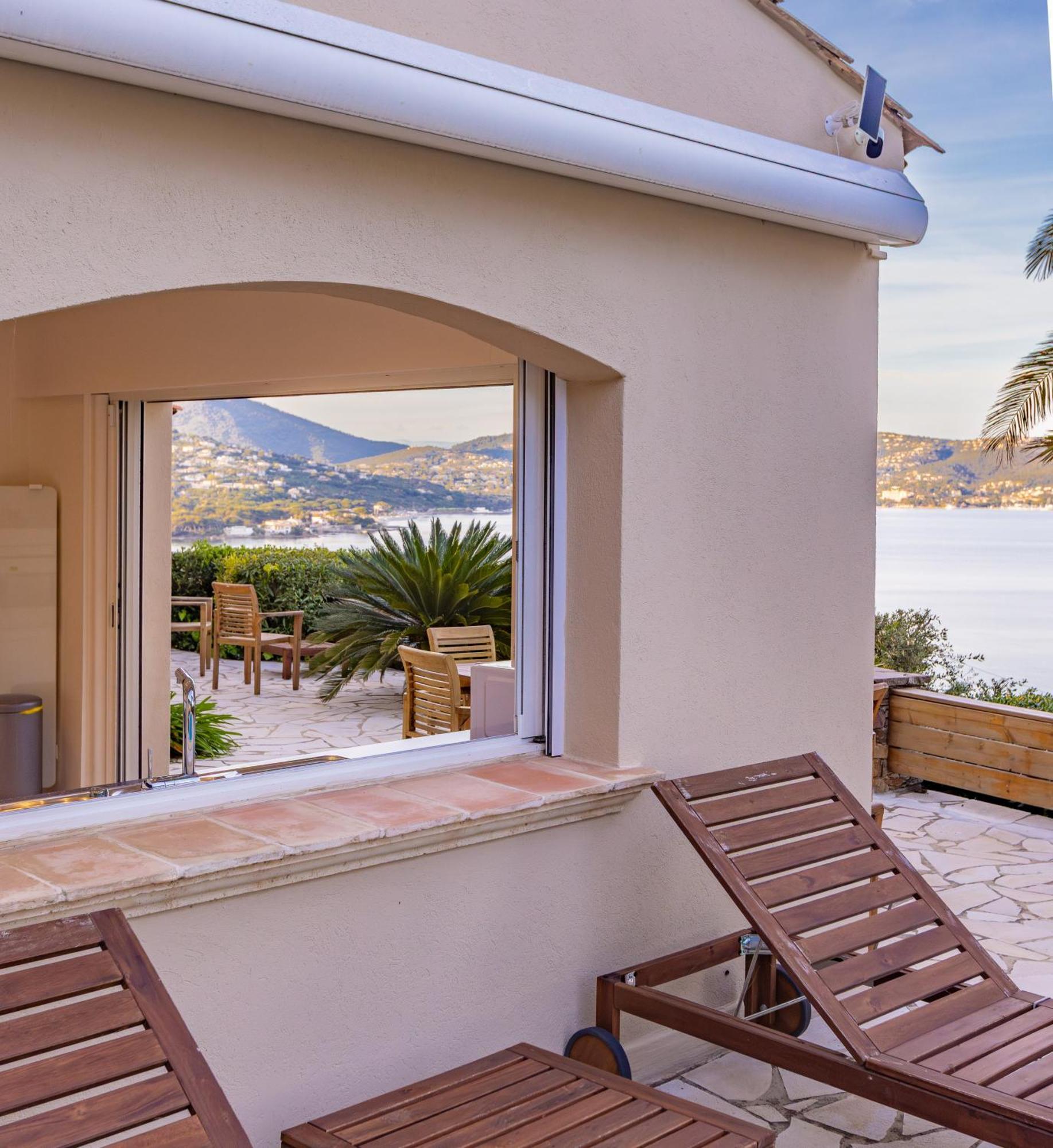 Superbe Villa, Incroyable Vue Mer, Piscine Chauffee, Climatisee Sainte-Maxime Buitenkant foto